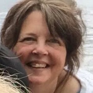 Meet your Posher, Dee
